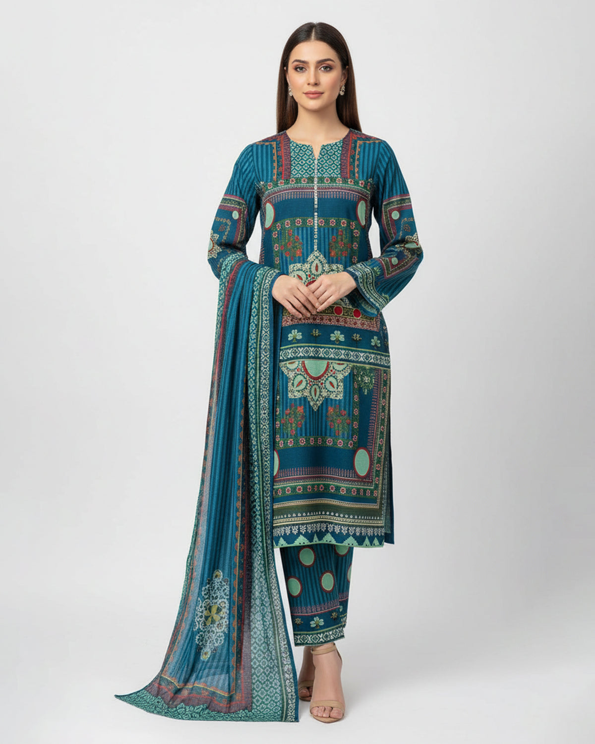 NISAH STITCHED | UNSTITCHED